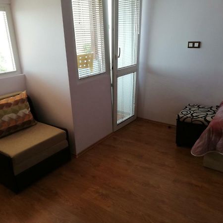 Guest House Emi Balcic Exterior foto