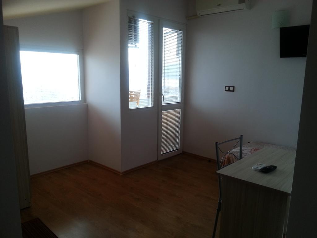 Guest House Emi Balcic Cameră foto