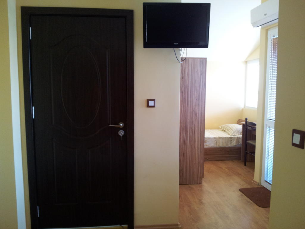 Guest House Emi Balcic Cameră foto