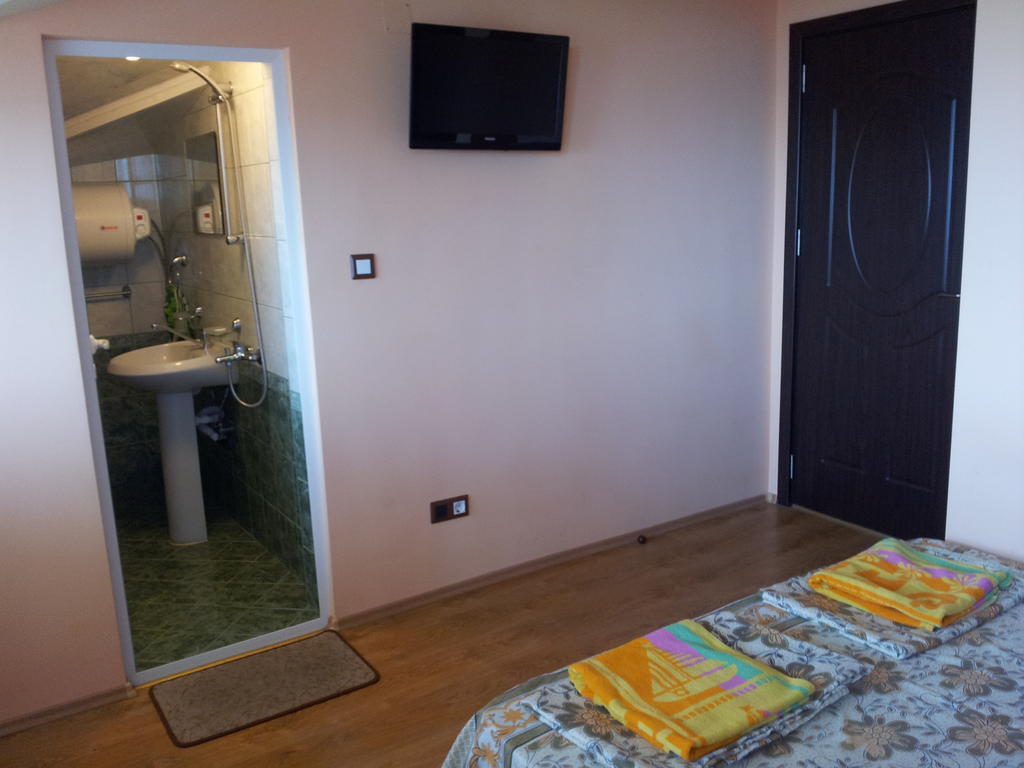 Guest House Emi Balcic Cameră foto