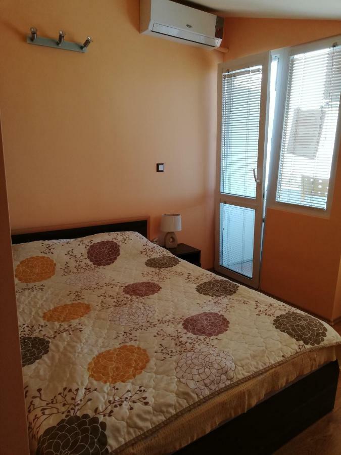Guest House Emi Balcic Exterior foto